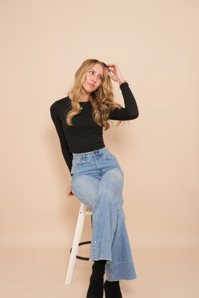 Beige background example